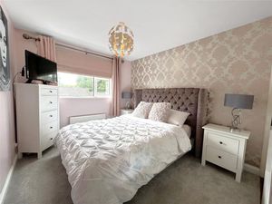 Photo 5- click for photo gallery